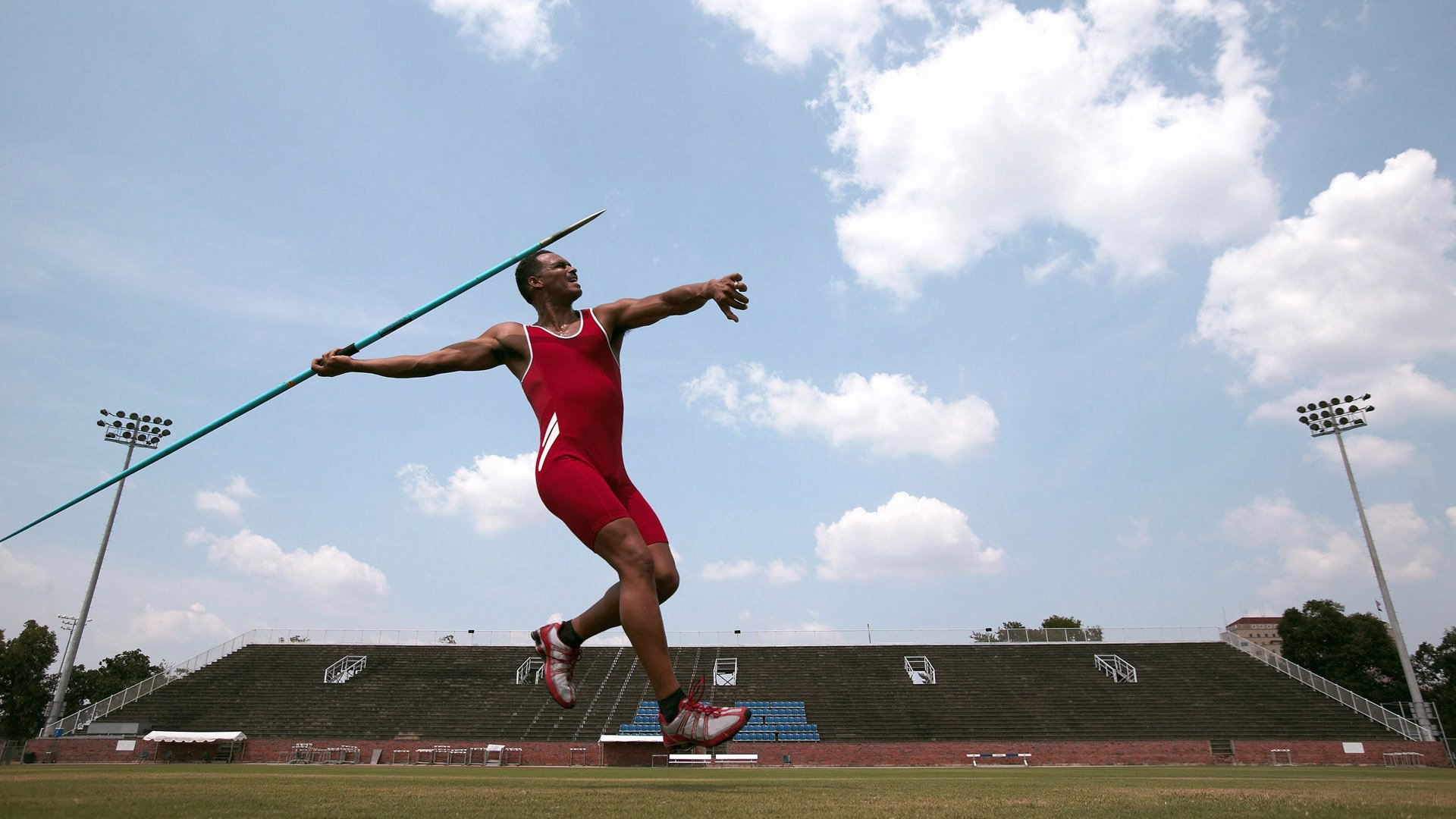 冠军球队奖金分配方案公布,激励机制透明化,冠军的奖金是多少